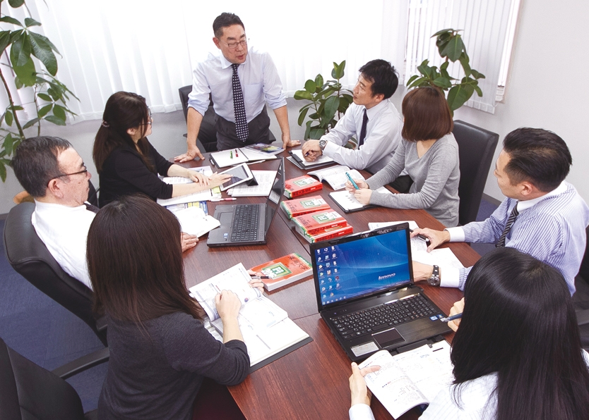 常に医学部と直接やり取りをして最新の入試情報を分析。その生徒に合った受験校を一人ひとりアドバイス
