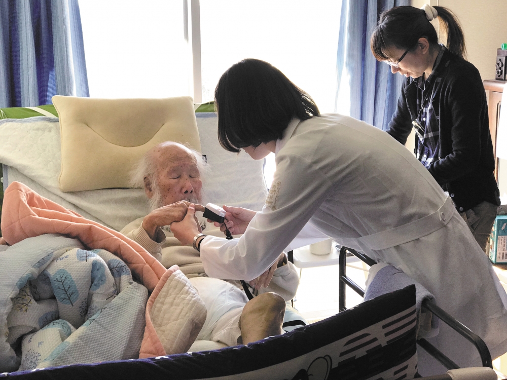 在宅医療現場での実習に参加