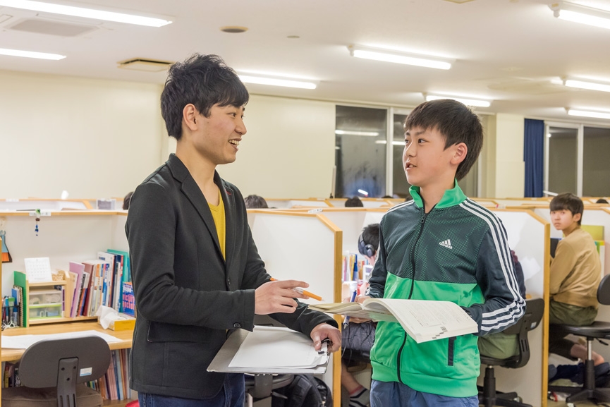 北嶺中・高等学校 学校法人希望学園 10青雲寮ー医学生チューター