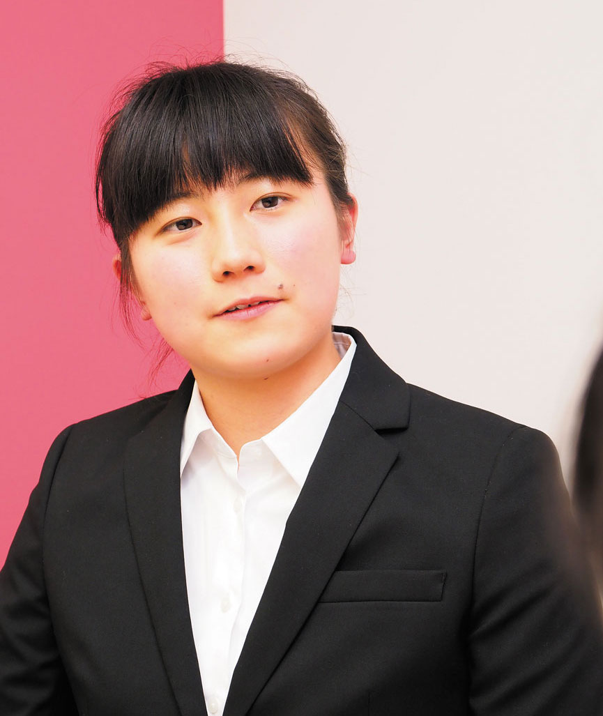 卒業生 蜂巣 由佳 さん